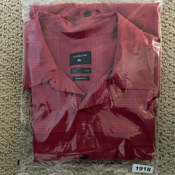 QUIKSILVER Red Striped Collared Short Sleeve Shirt Men L Large Modern Fit - Picture 6 of 6